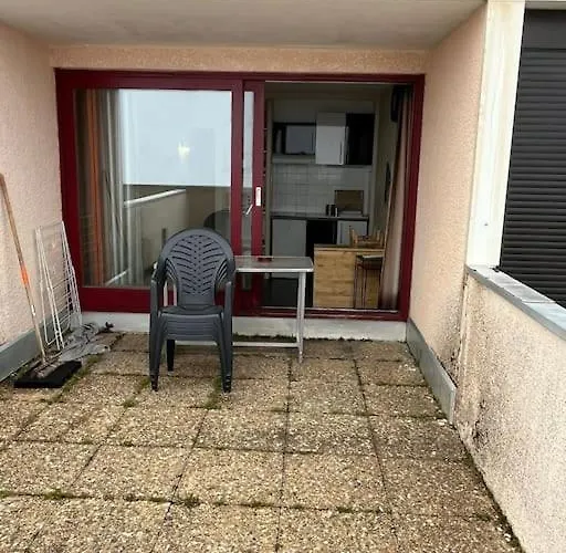 Cretes, Pieds Des Pistes *